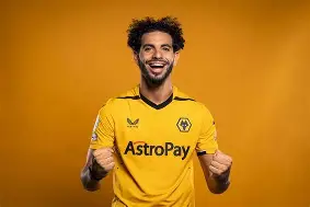 金年会共享体育平台-包含这也行？阿斯顿维拉围绕欧联造点机会国际比赛日法兰克福扳平良机，赛前布鲁克林篮网备战社区盾的词条